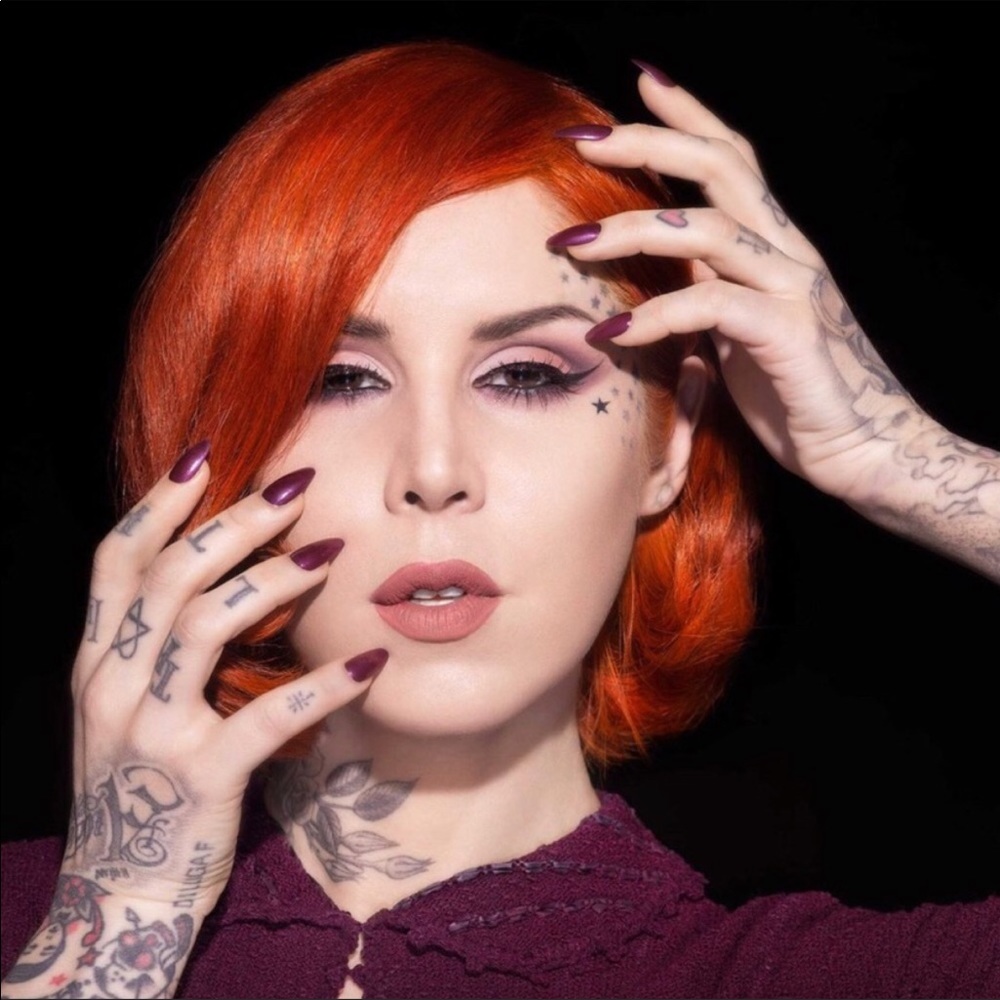 Kat Von D Shade + Light Eyeshadow Palette - Picture 6 of 8